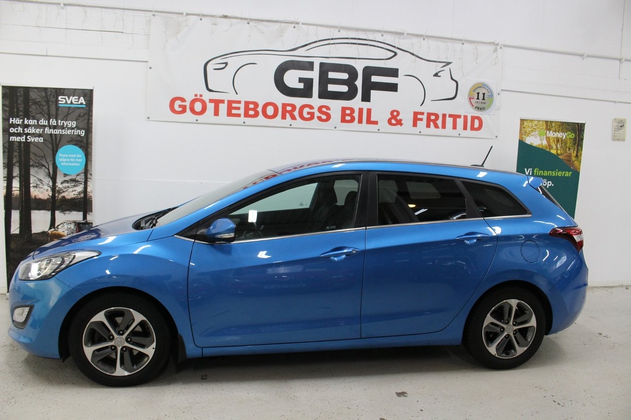 Hyundai i30 Kombi 1.6 GDI Comfort 2017, photo 2/10