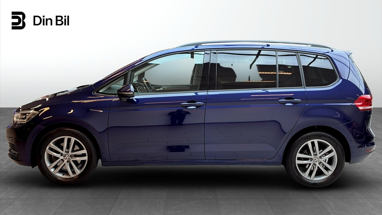 Volkswagen Touran 2025, bild 2/10