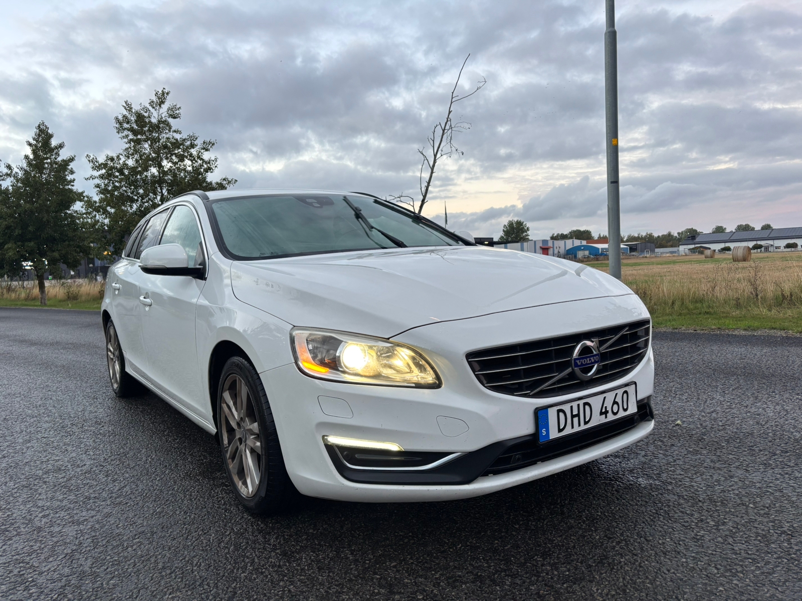 Volvo V60 D4 Manuell 2014, kuva 2/10