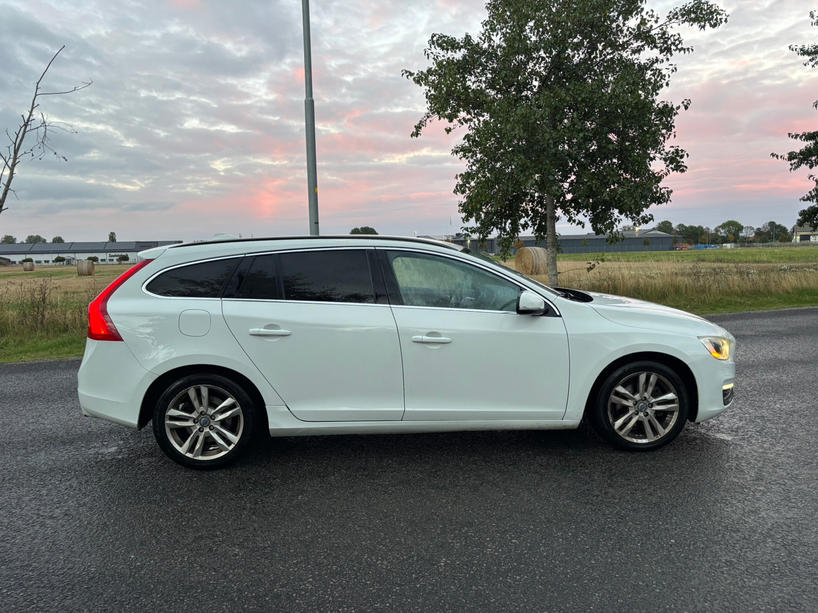 Volvo V60 D4 Manuell 2014, kuva 3/10