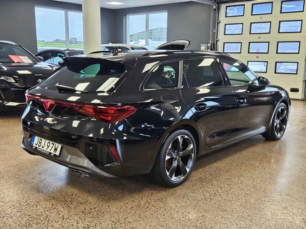 Cupra Leon 1.5 eTSI 2025, bild 6/10
