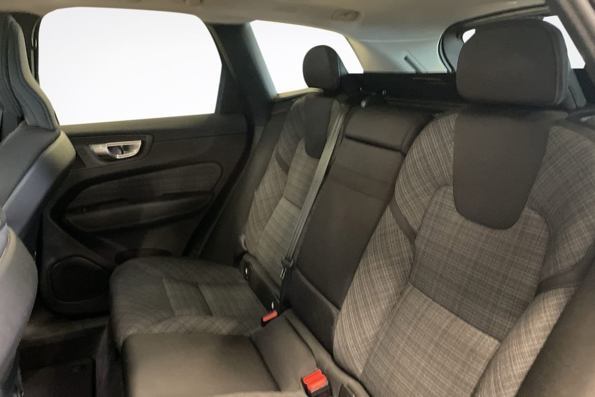 Volvo XC60 Recharge T6 Core Edition 2024, kuva 7/10