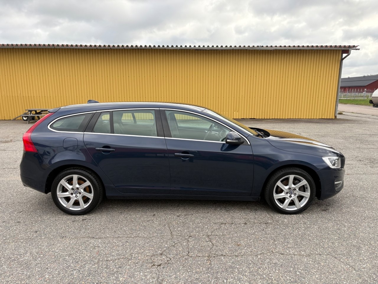 Volvo V60 2015, bild 4/10