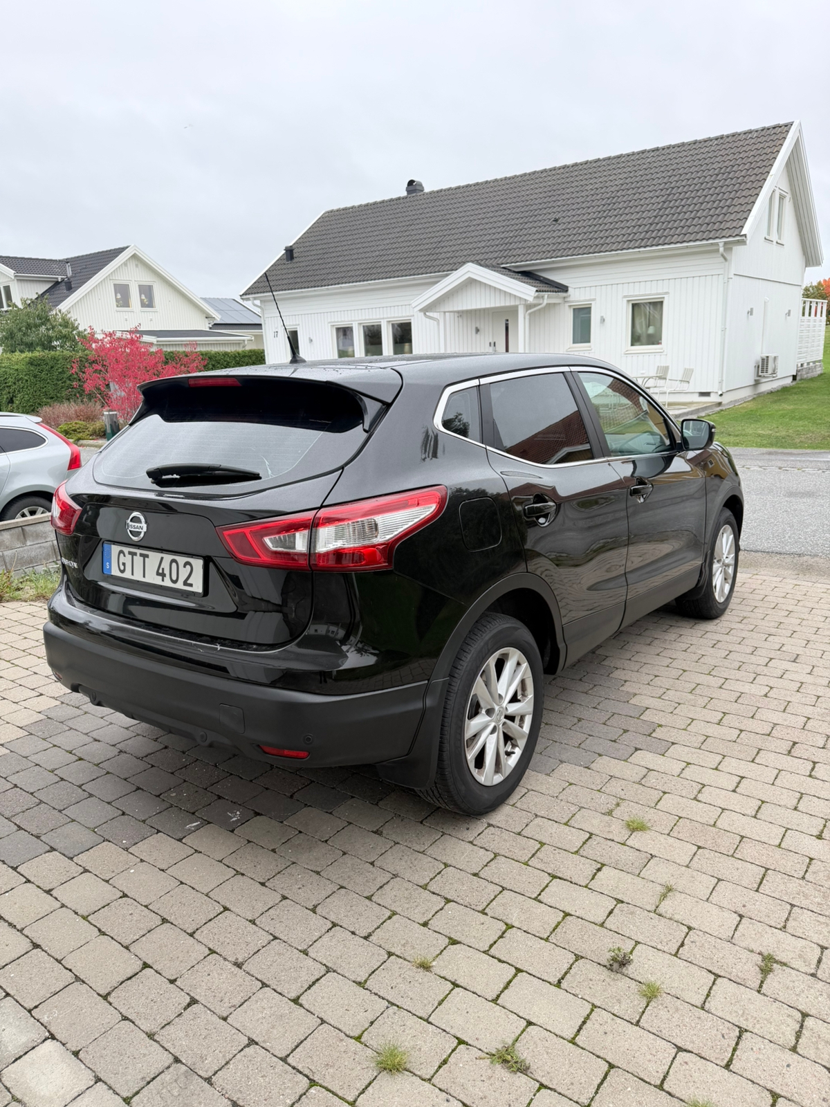 Nissan Qashqai 1.2 DIG-T XTRONIC-CVT 2017, bild 3/5