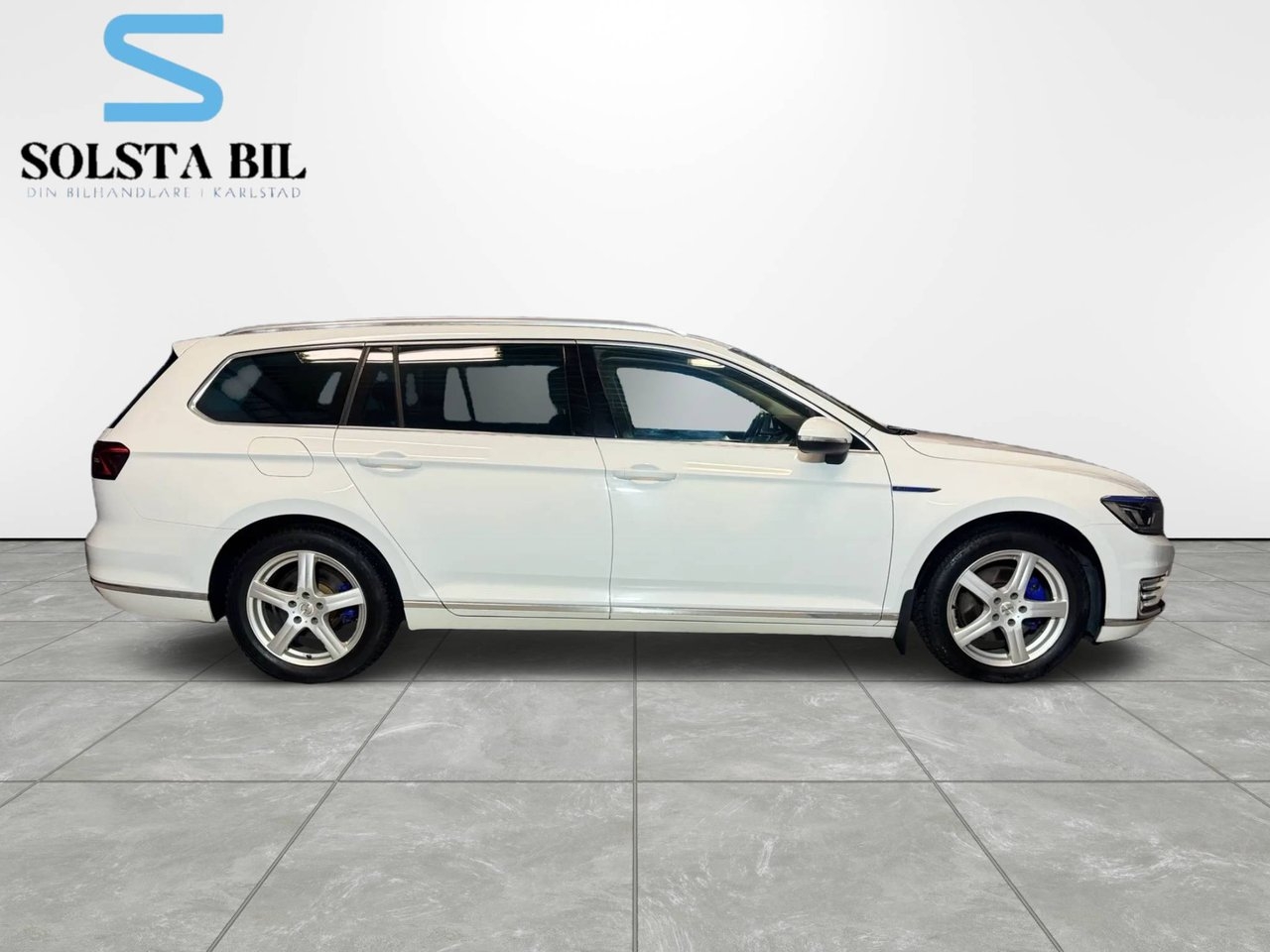 Volkswagen Passat GTE 2016, bild 2/10