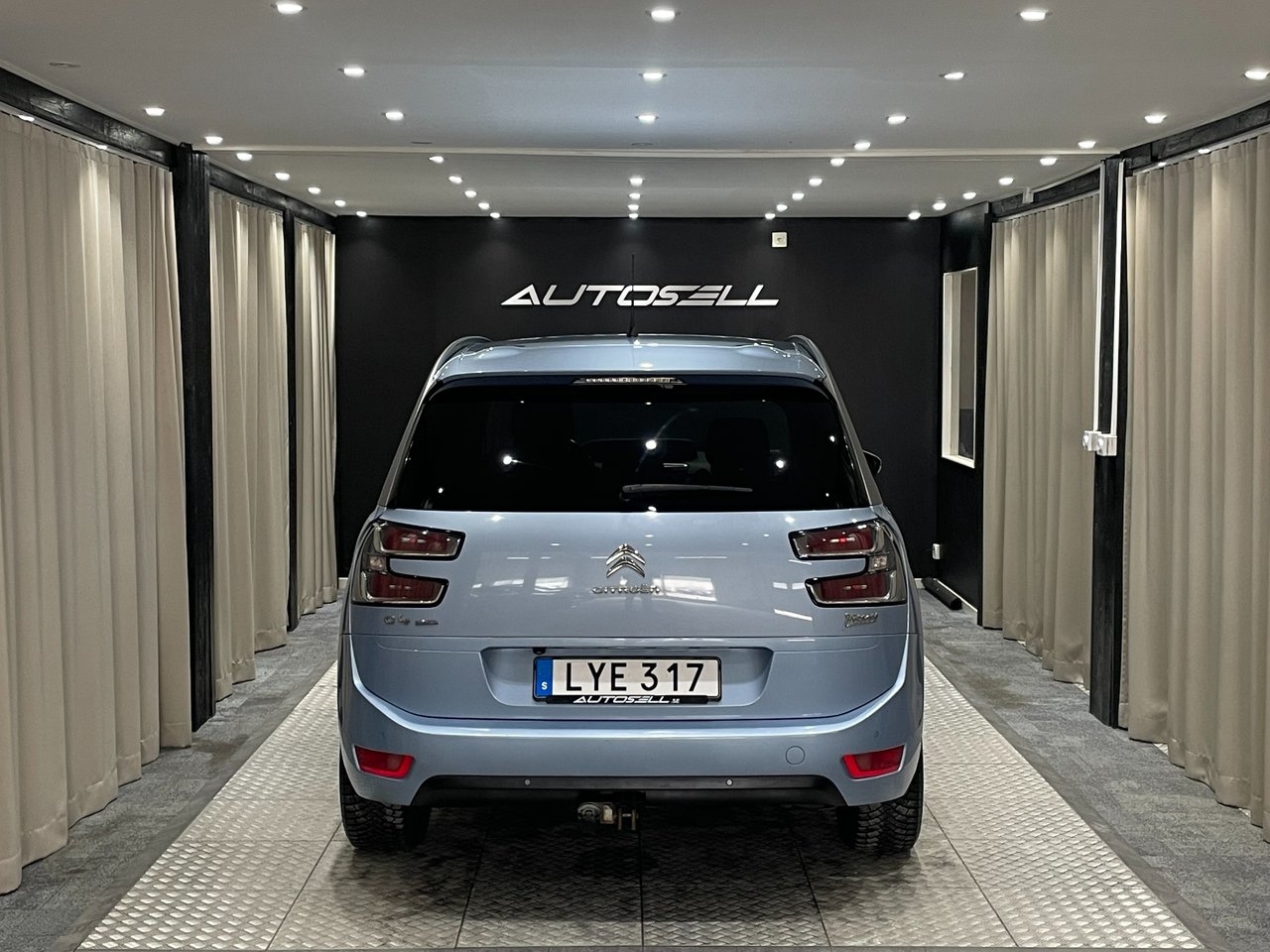 Citroen Grand C4 Picasso 1.6 BlueHDi EAT 2015, photo 5/10