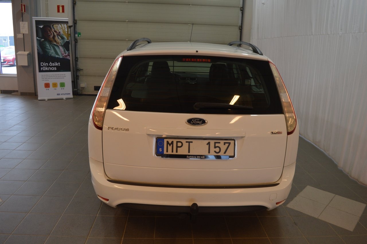 Ford Focus 2011, bild 5/10