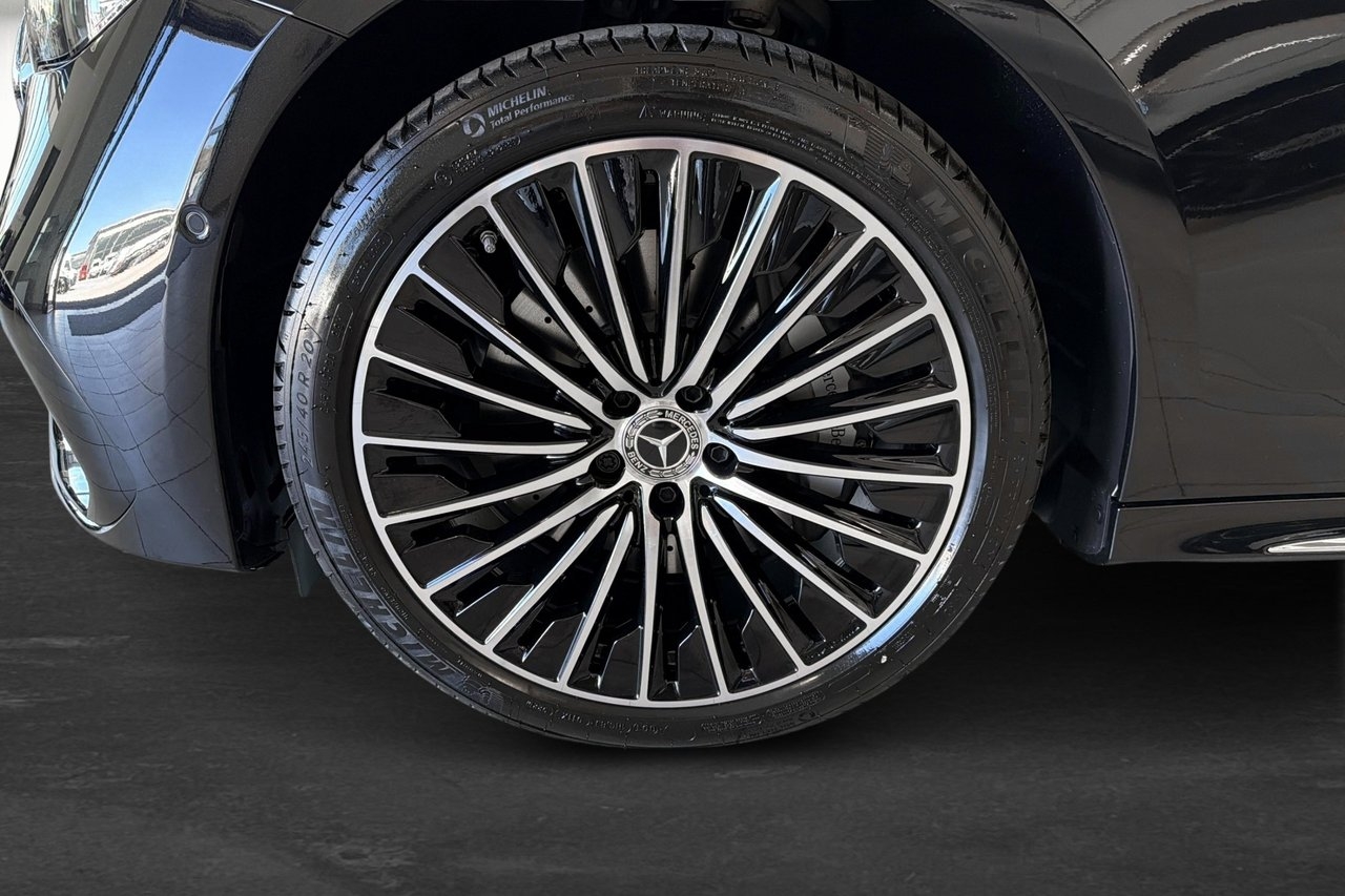 Mercedes-Benz E 300 e Sedan 2026, kuva 5/10