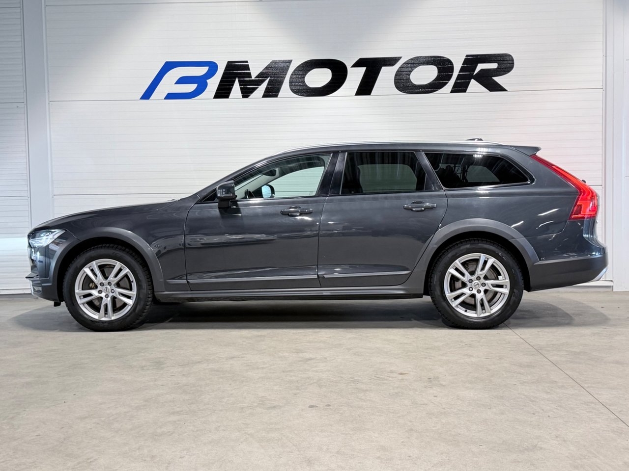 Volvo V90 Cross Country 2019, kuva 4/10