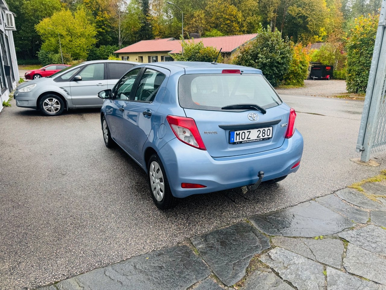 Toyota Yaris 1.0 VVT-i 69HK 5-D 2013, bild 4/10