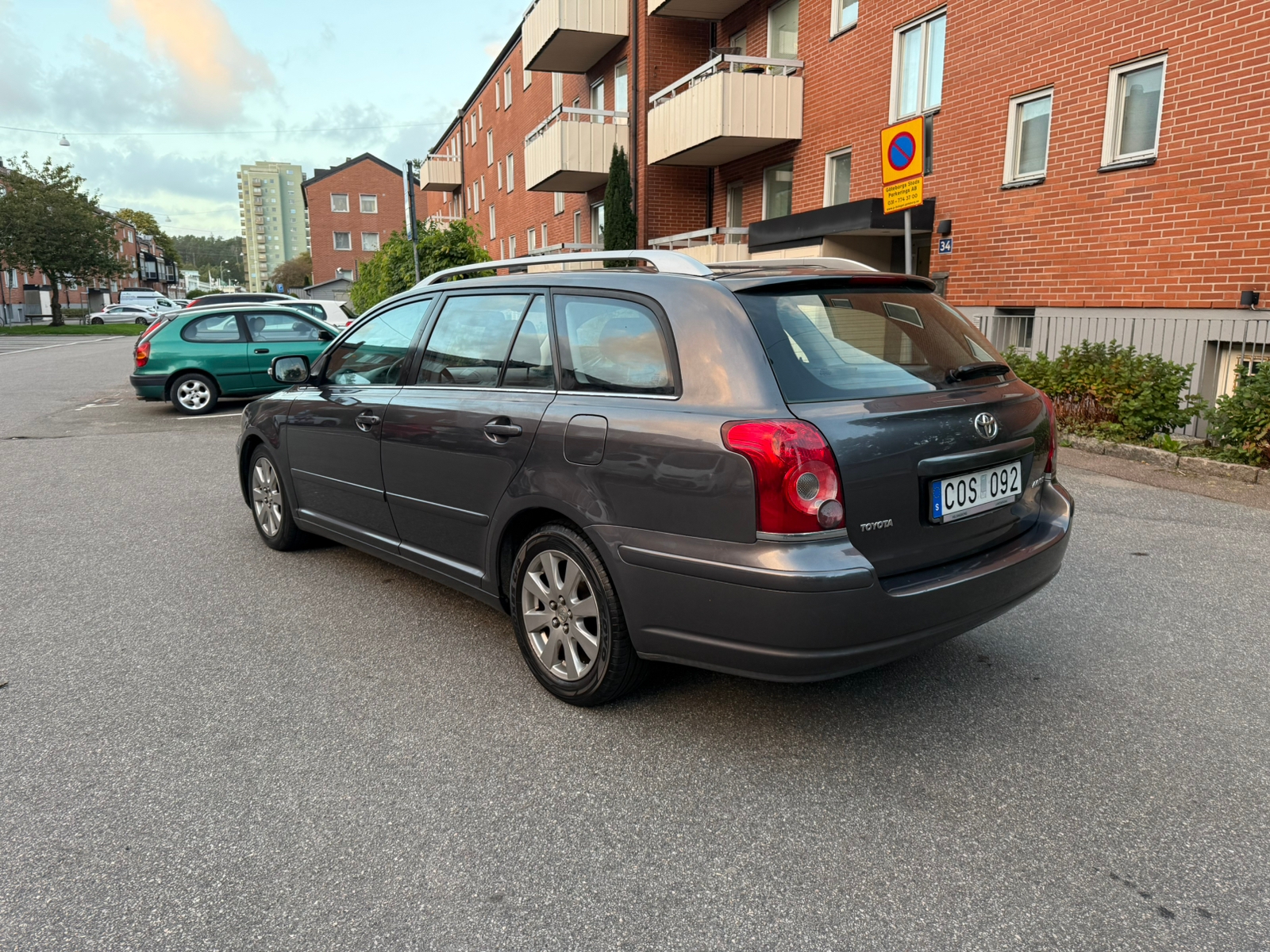 Toyota Avensis 2008, bild 3/10