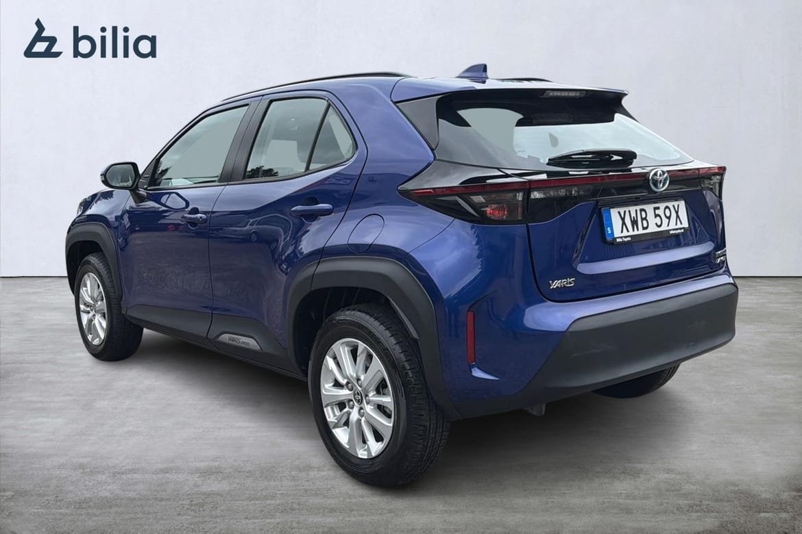 Toyota Yaris Cross AWD ACTIVE 2023, bild 2/10