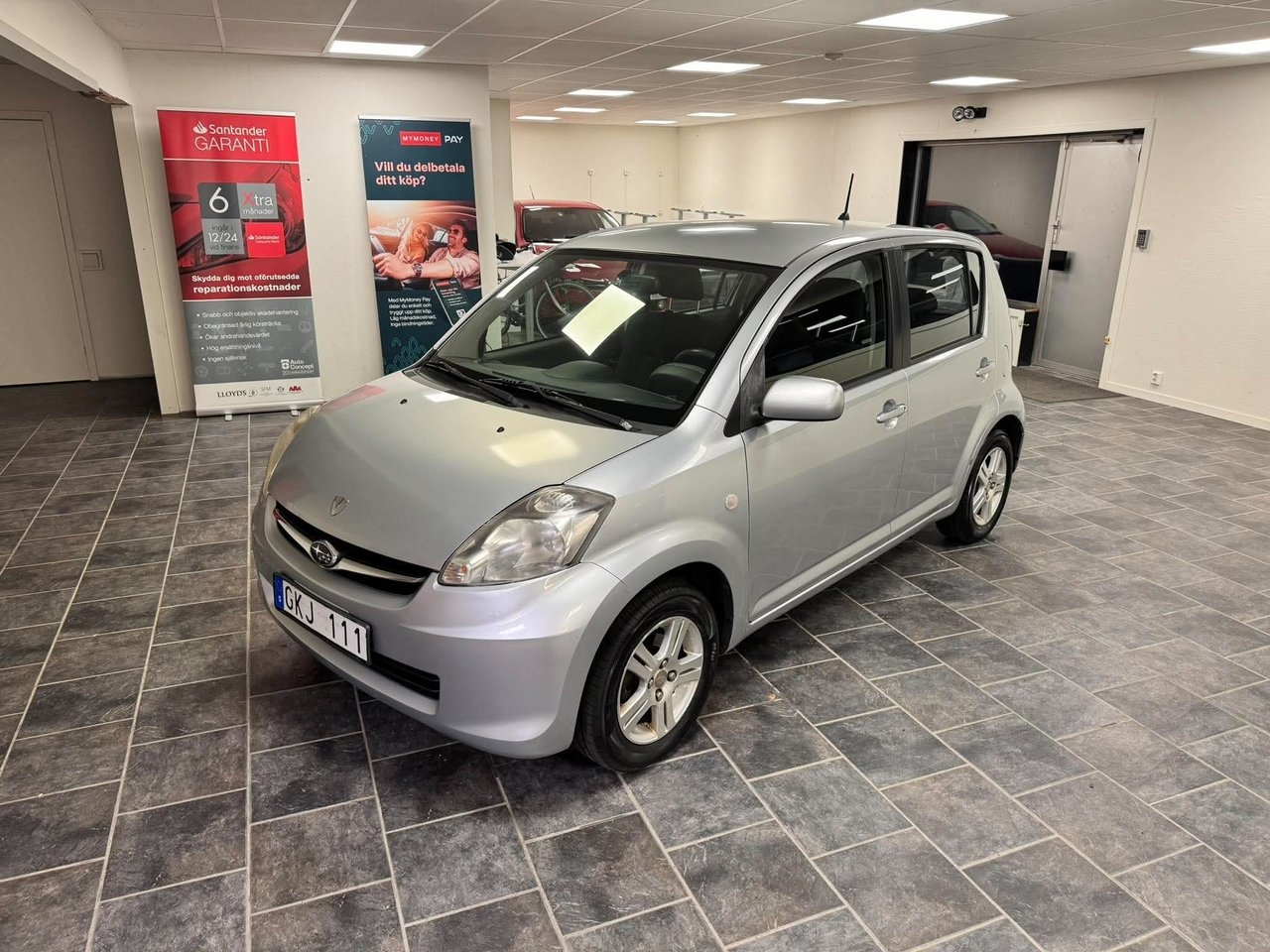 Subaru Justy 1.0 DVVT 2007, bild 2/10