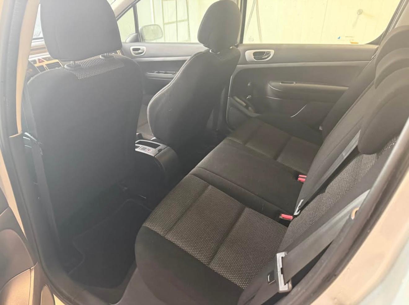 Peugeot 307 5-dörrar 1.6 Automatisk 2006, kuva 7/8