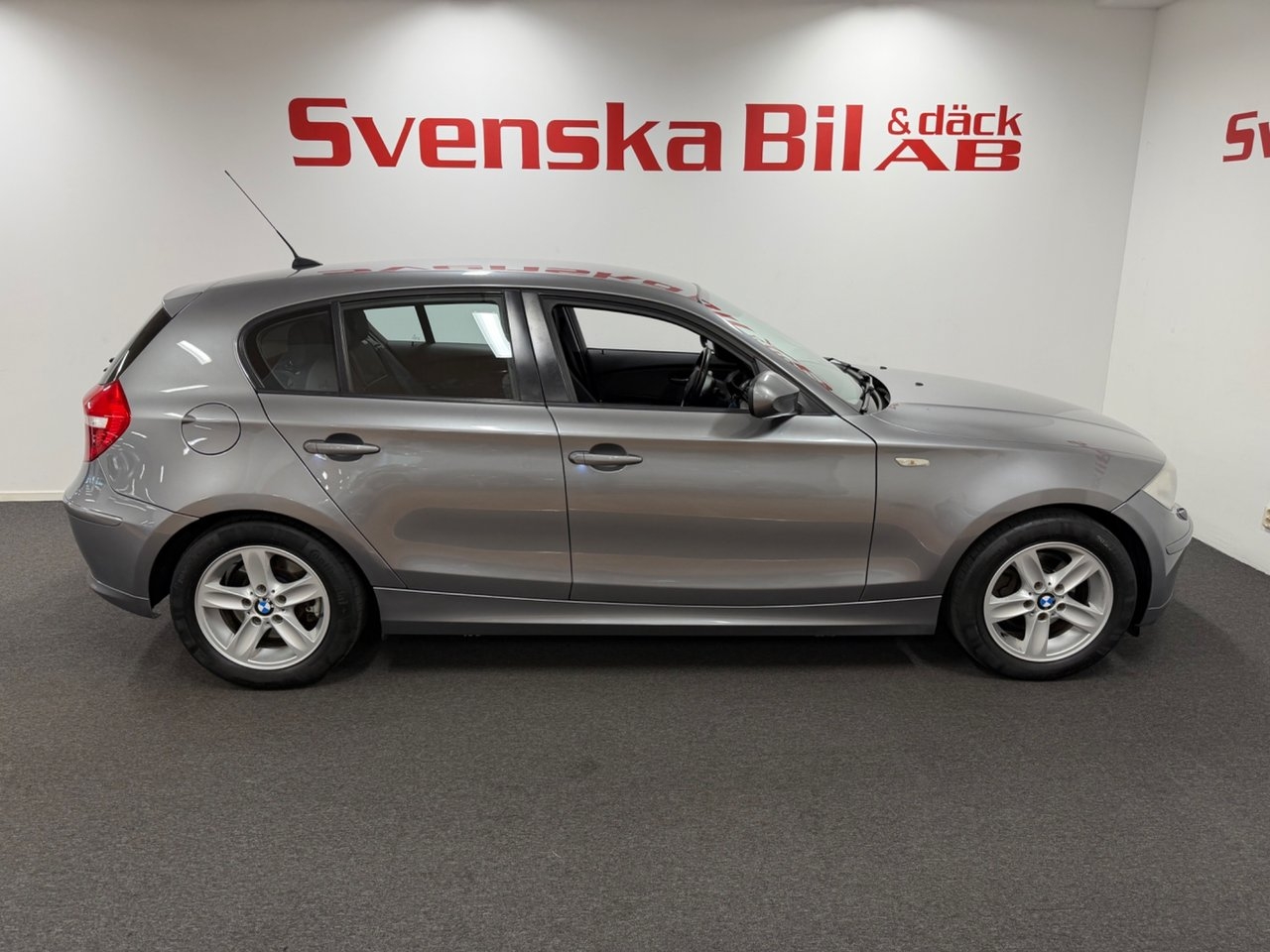 BMW 118 d 5-dörrars Comfort 2011, photo 5/10