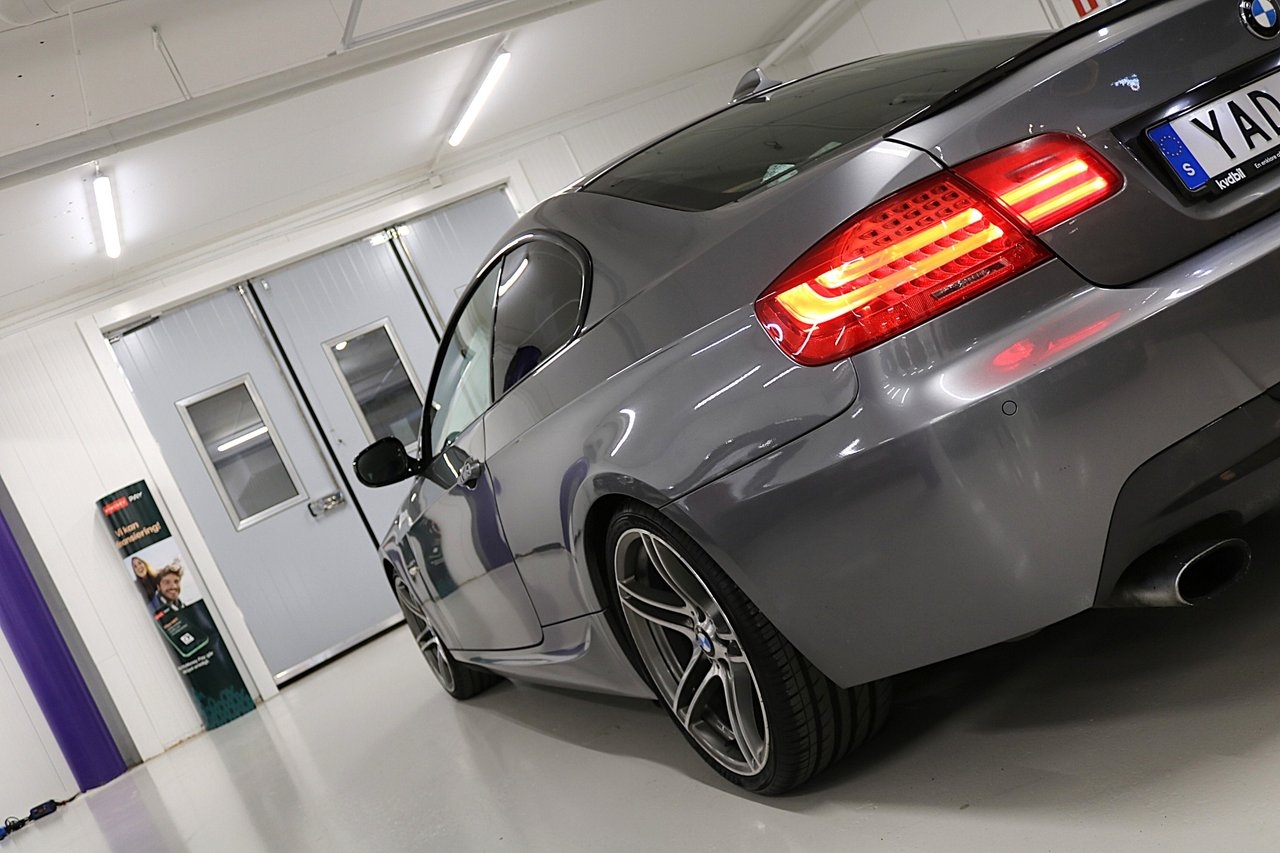 BMW 320 M Sport 2012, bild 7/26