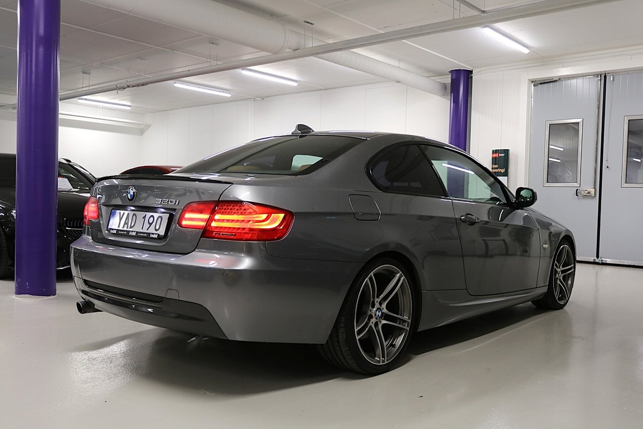 BMW 320 M Sport 2012, bild 5/26