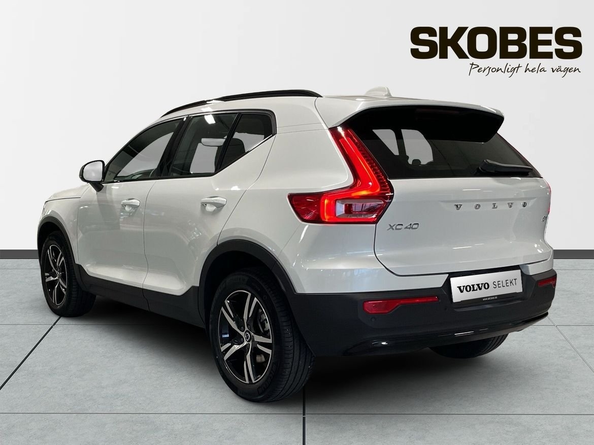 Volvo XC40 B4 FWD Bensin Plus Dark 2026, kuva 6/10