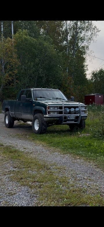 Chevrolet K2500 1998, photo 2/2