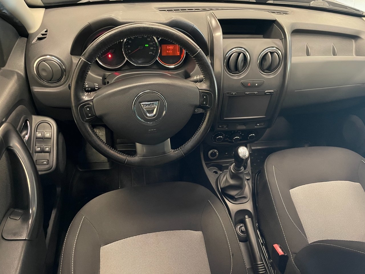 Dacia Duster 1,5 dCi 4x4 2016, kuva 5/7