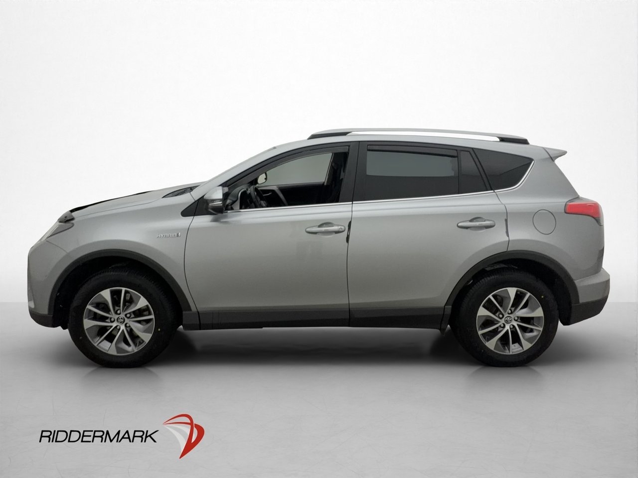 Toyota RAV4 Hybrid AWD Active Drag 2017, photo 4/10