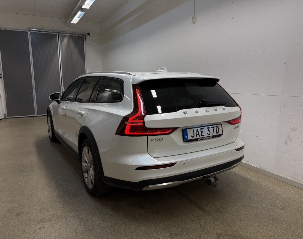 Volvo V60 Cross Country 2023, bild 4/10