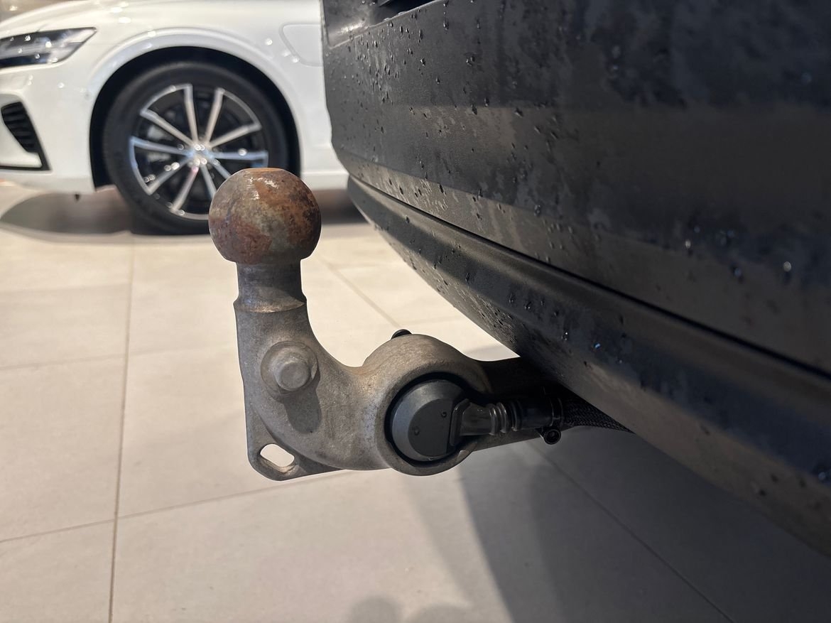 Volvo XC40 T2 FWD Momentum Core 2022, kuva 2/3