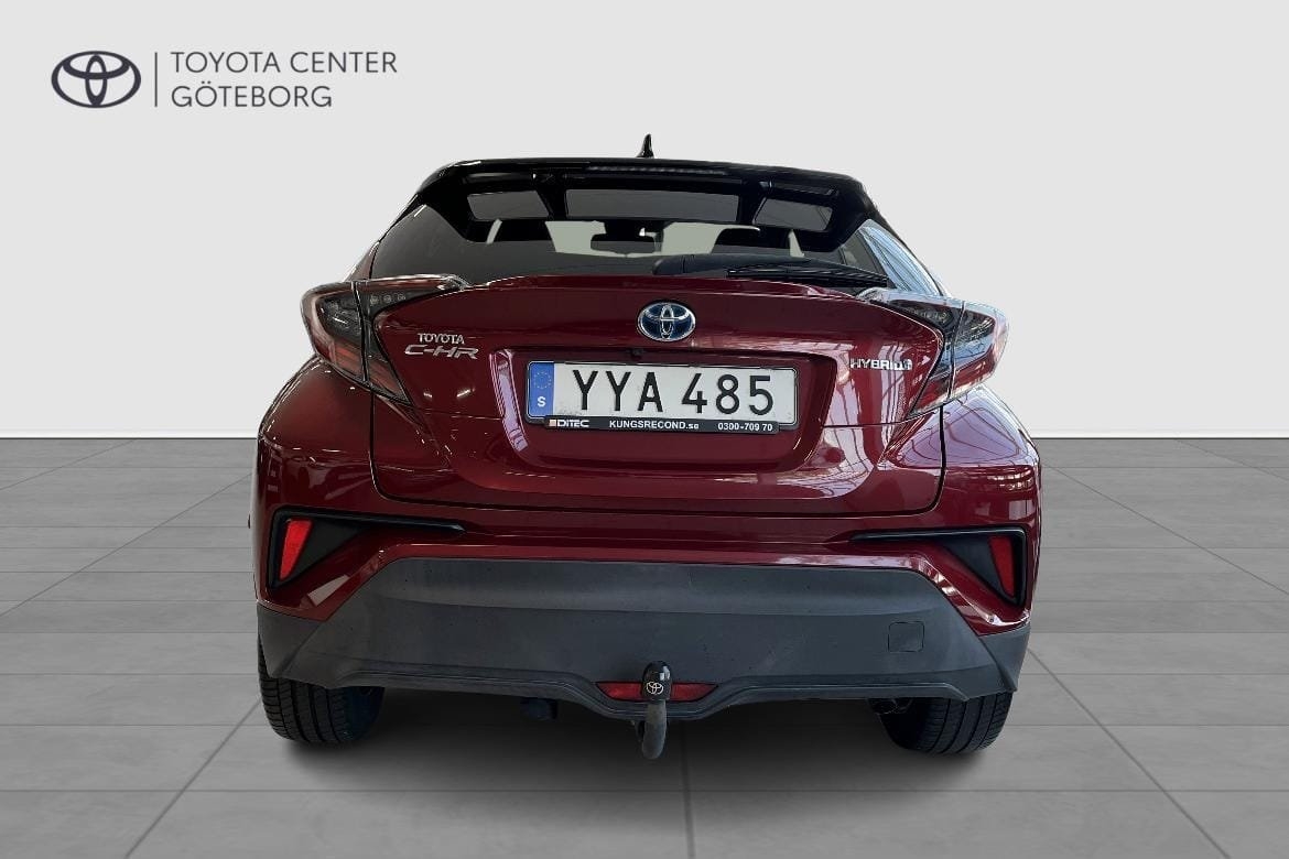 Toyota C-HR 2019, photo 7/10