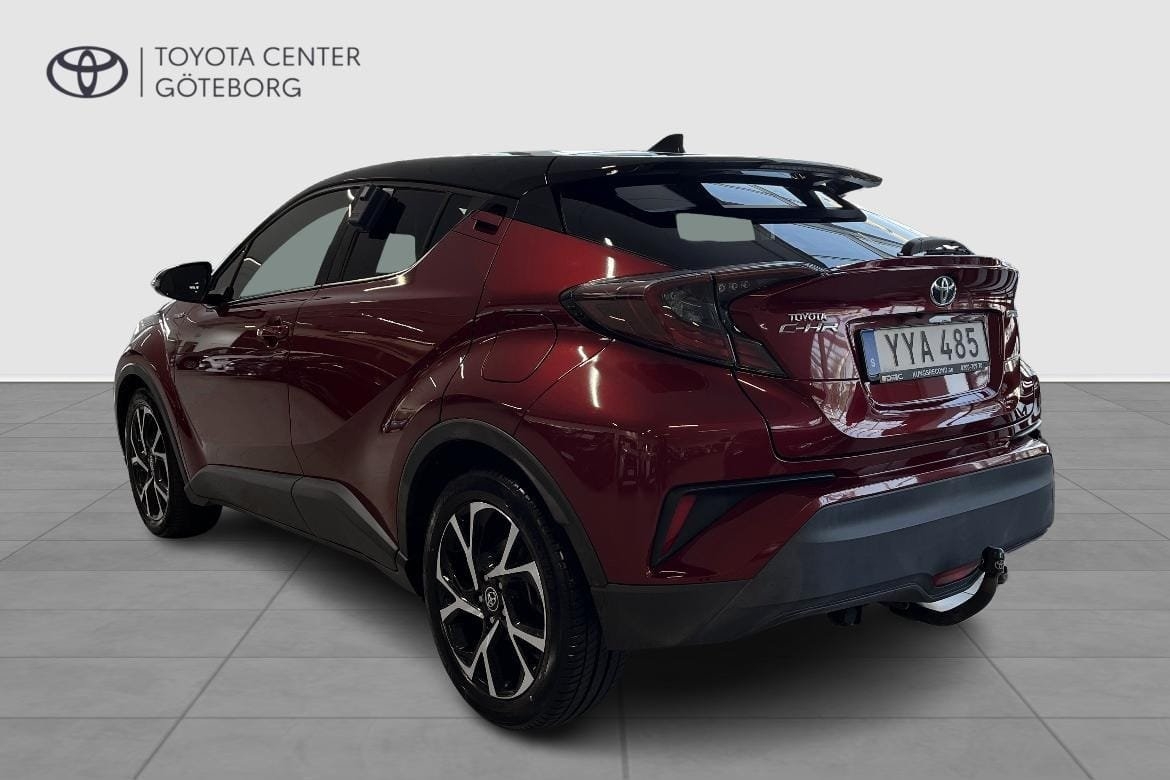 Toyota C-HR 2019, photo 3/10