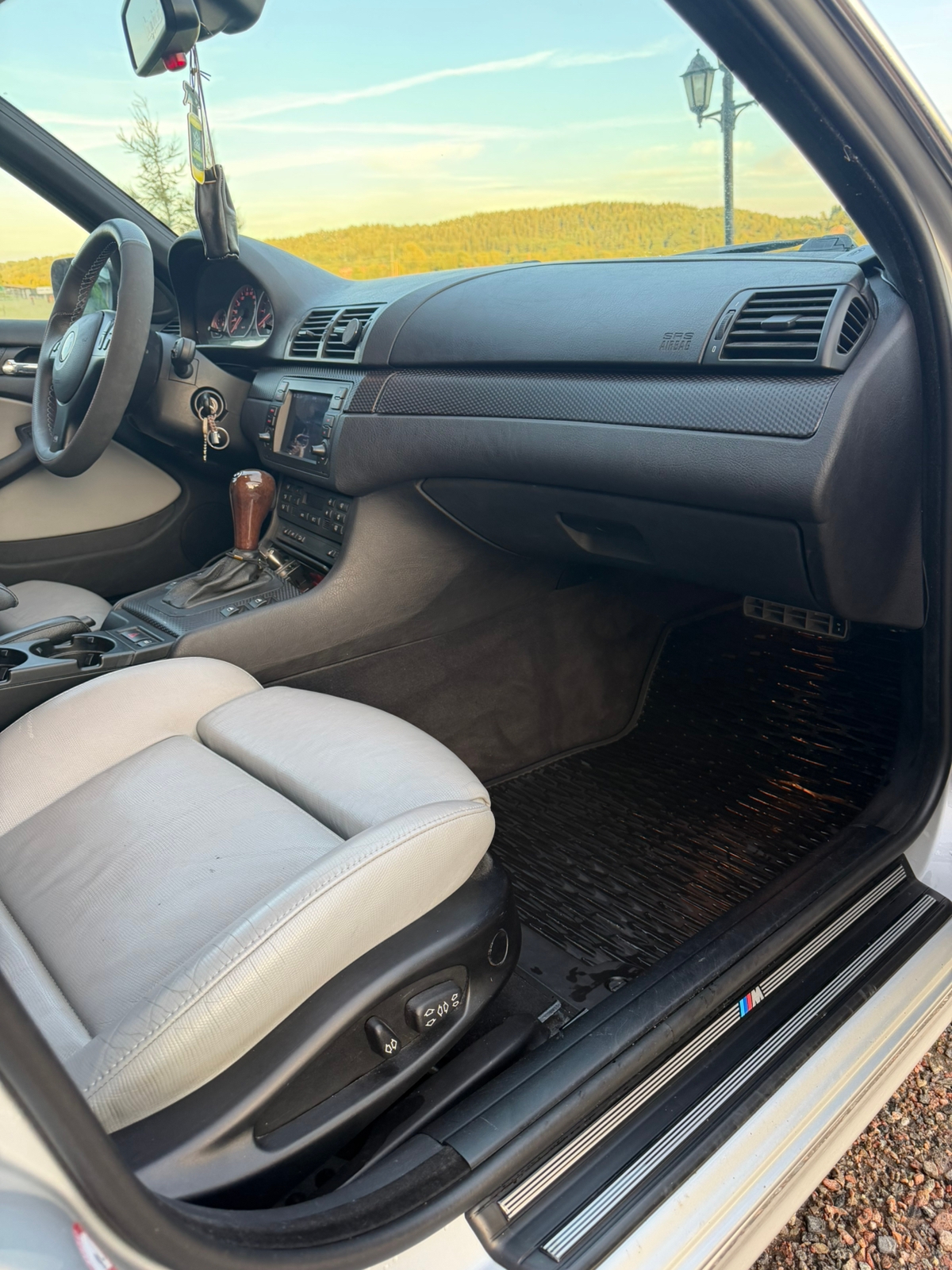 BMW 330xi 2003, kuva 2/6