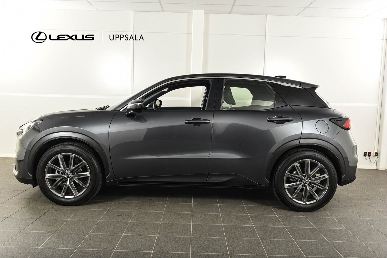 Lexus LBX 1.5 Elegant Techpaket /Vhjul 2025, photo 2/10