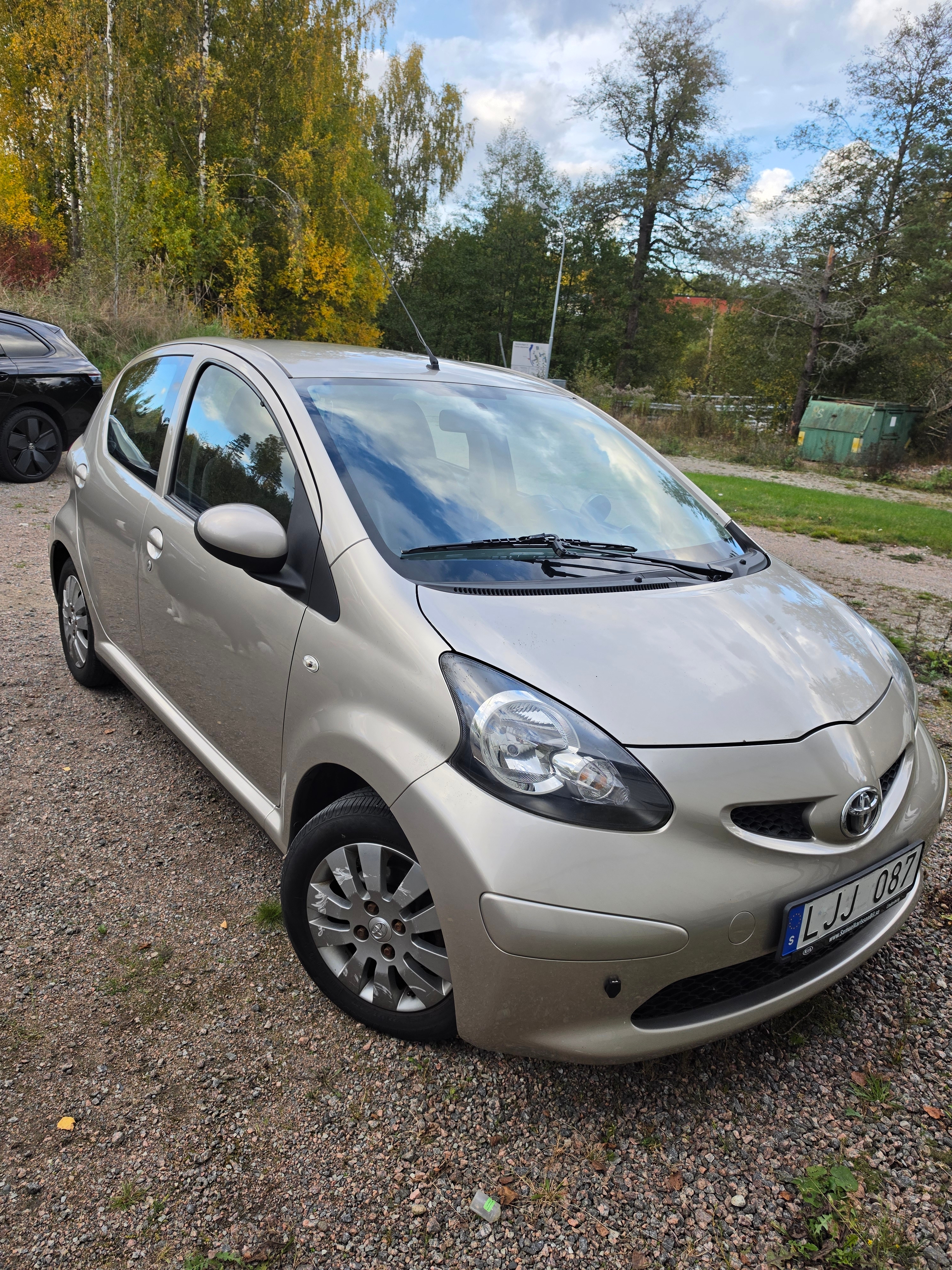 Toyota Aygo 5-dörrar 1.0 VVT-i Manuell 2008, bild 2/6