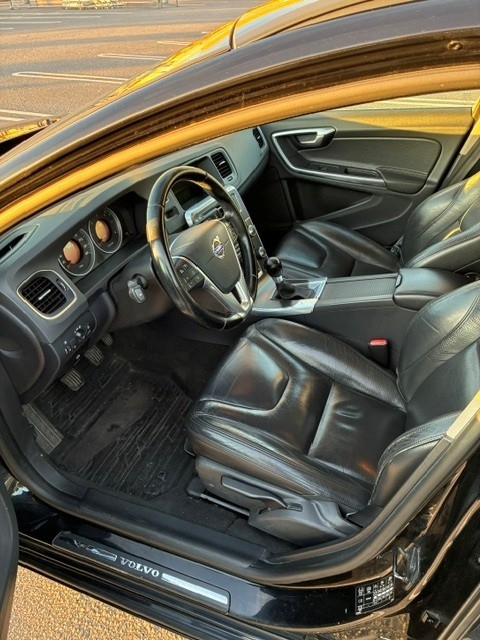 Volvo V60 D4 Manuell 2013, photo 4/5
