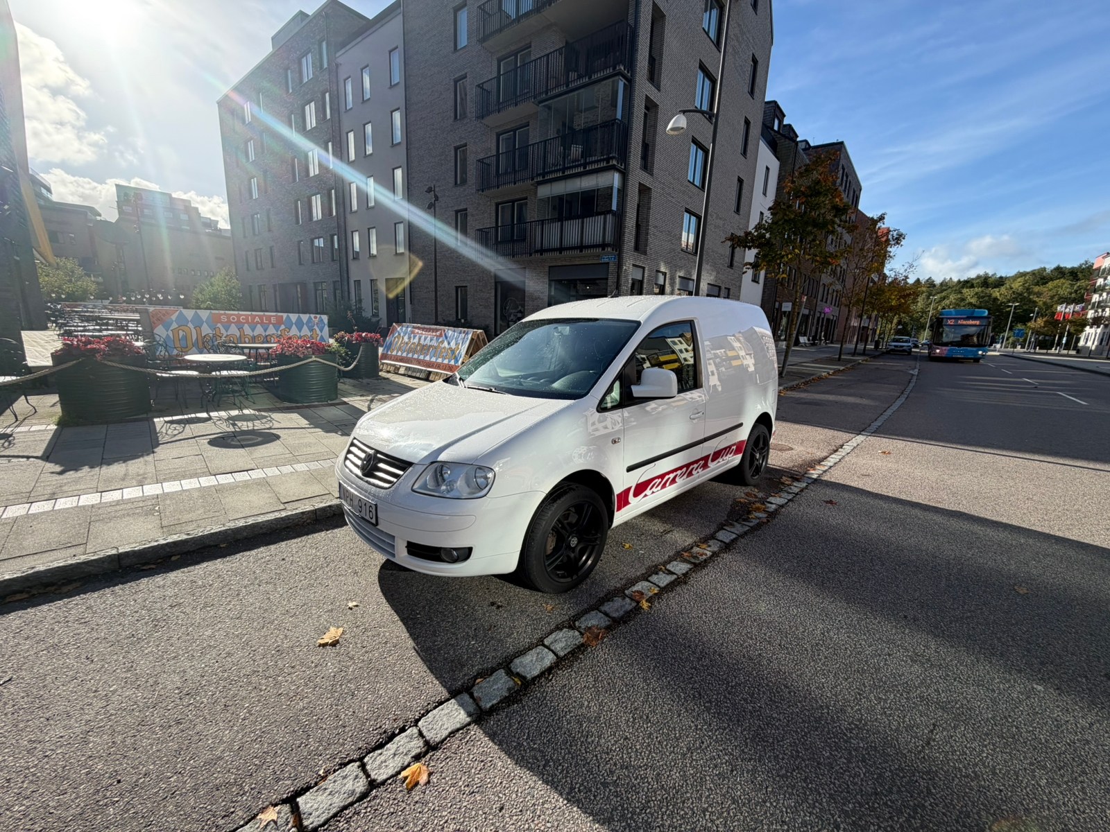 Volkswagen Caddy 2008, bild 2/6
