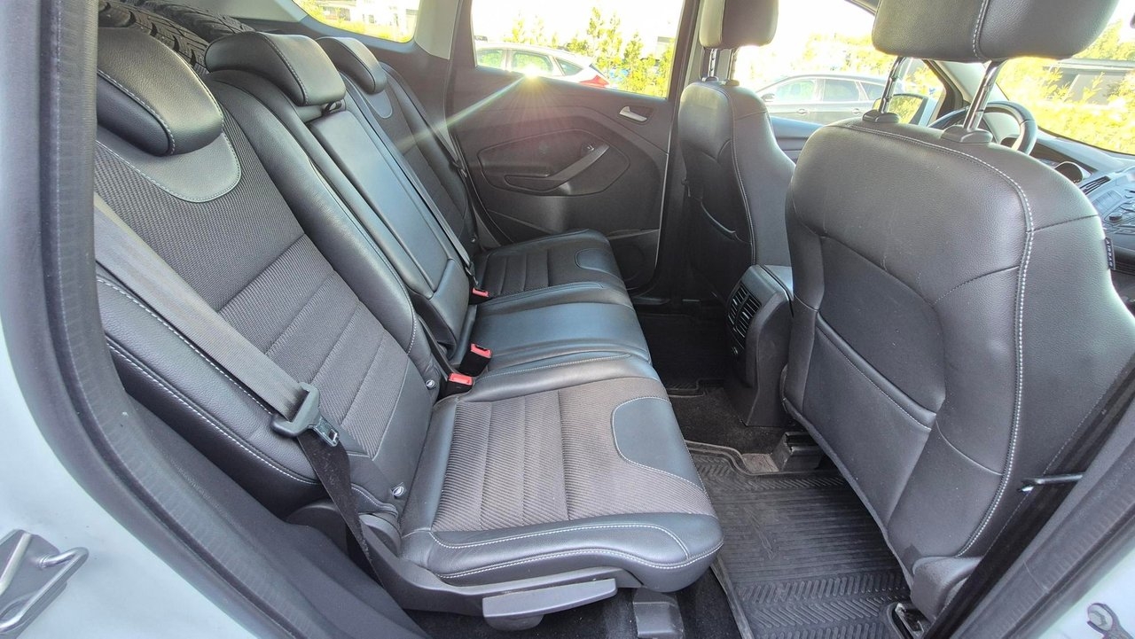 Ford Kuga 2016, photo 6/10