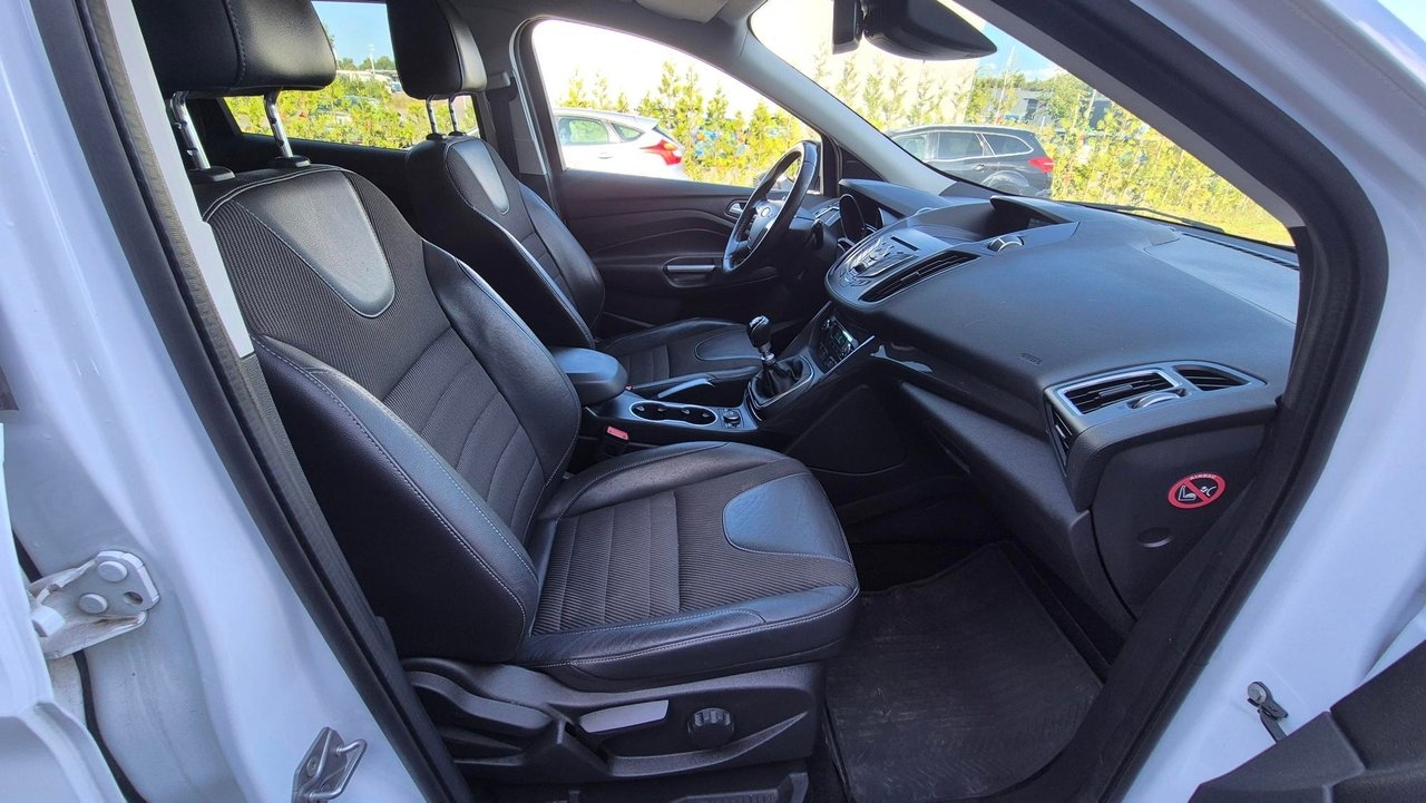 Ford Kuga 2016, photo 7/10