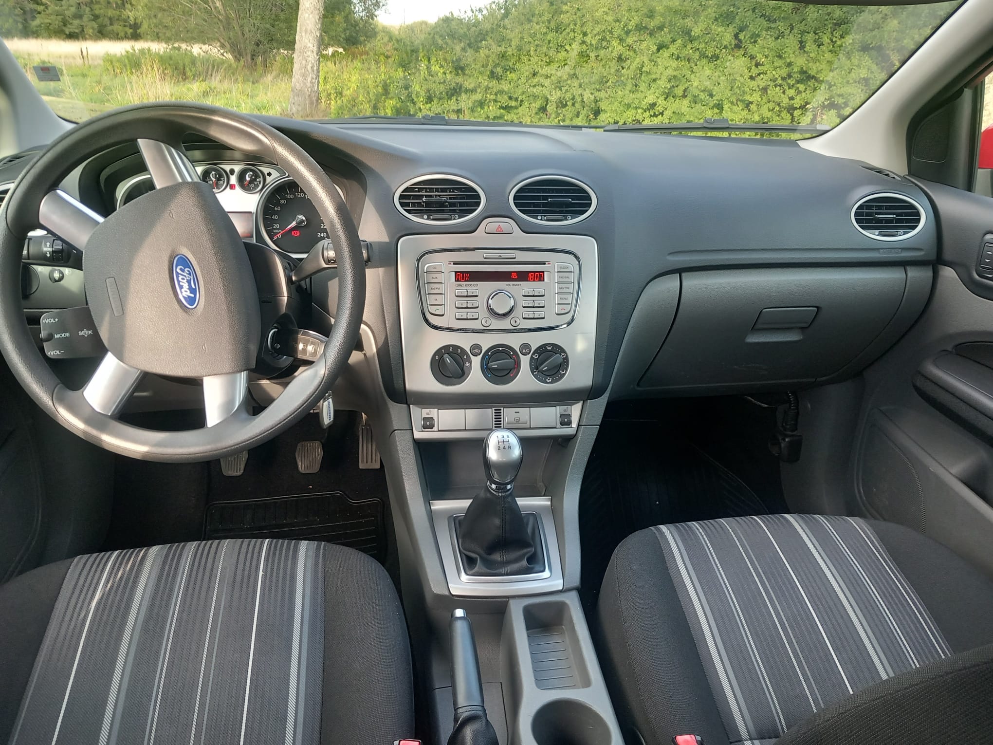Ford Focus Kombi 1.8 Flexifuel Manuell 2009, bild 5/5