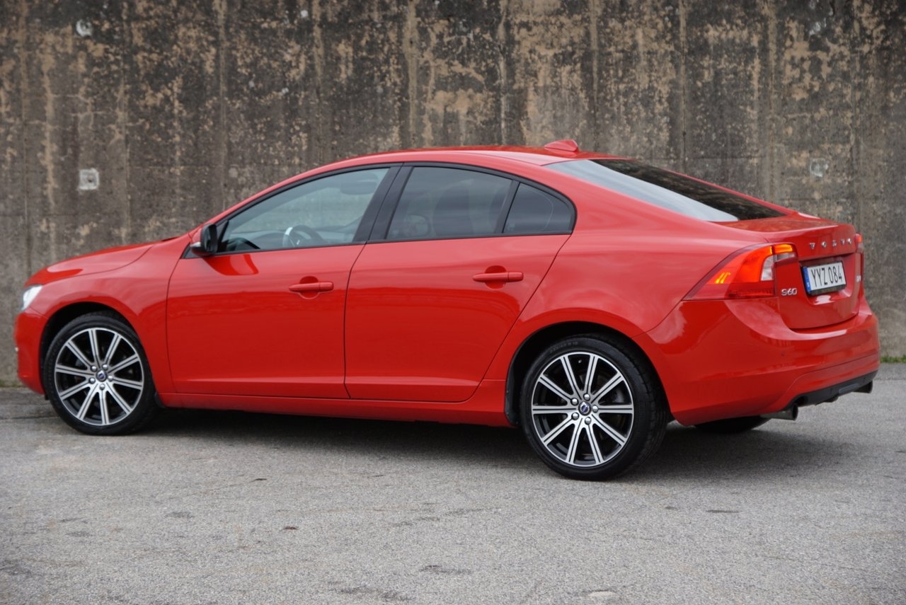 Volvo S60 2018, kuva 4/10