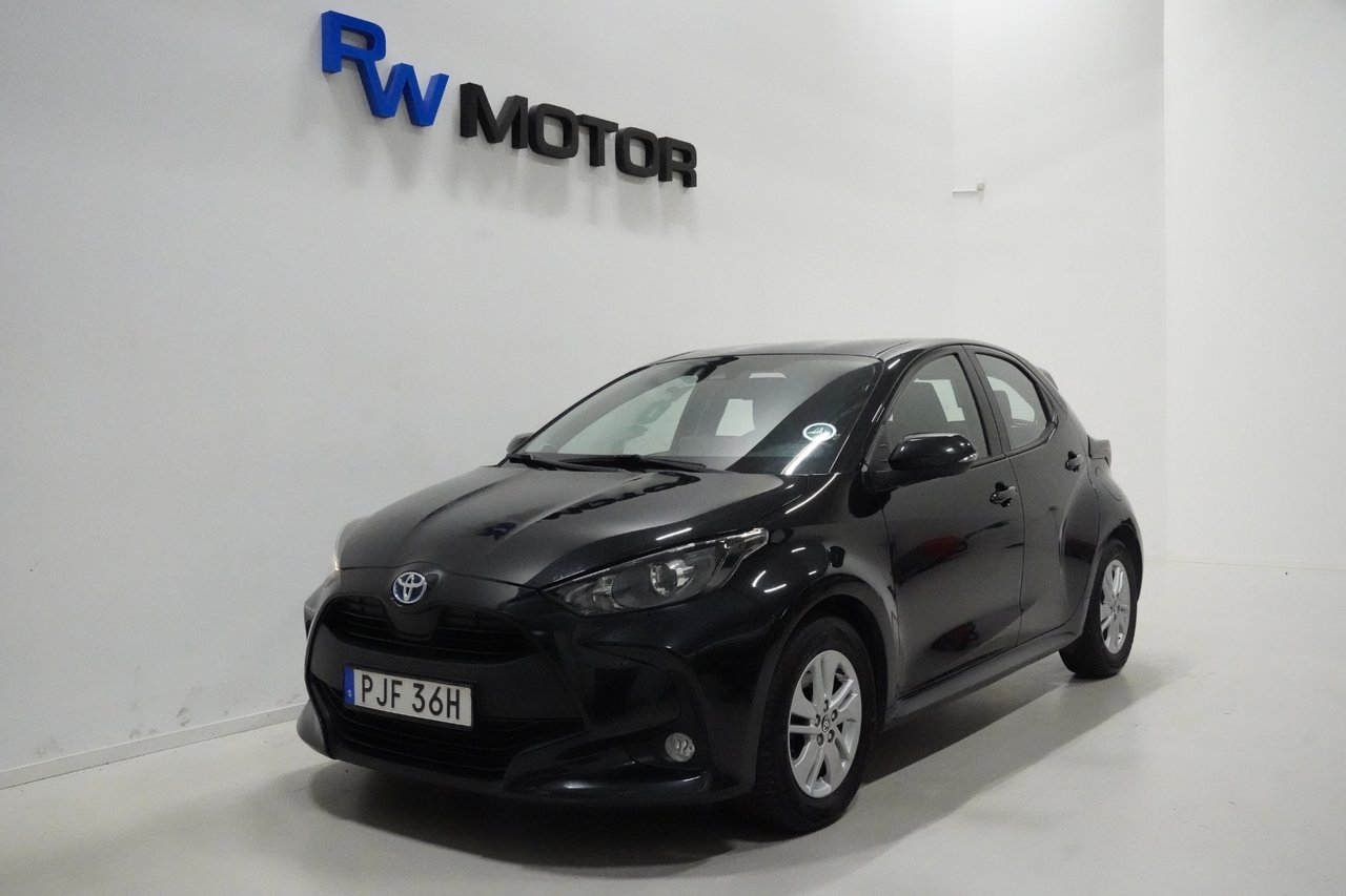 Toyota Yaris Hybrid CVT Active 2022, photo 2/10