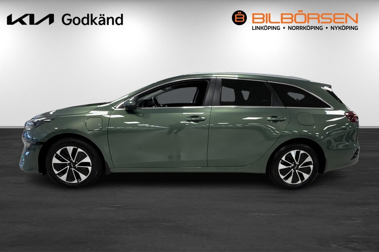 Kia Ceed SW Plug-in Hybrid Action 2024, photo 4/10