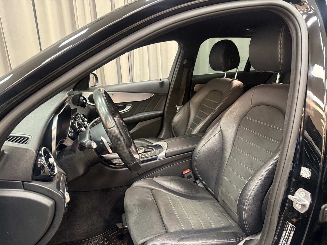 Mercedes-Benz C 2019, kuva 7/10