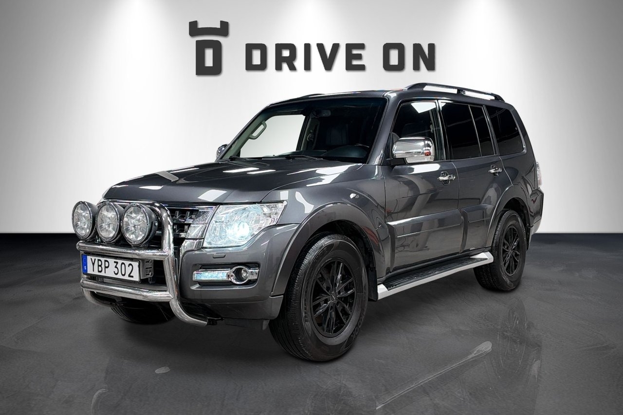 Mitsubishi Pajero 2016, bild 2/23