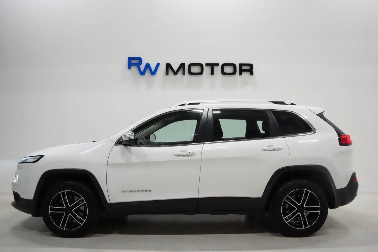 Jeep Cherokee 2015, kuva 3/10