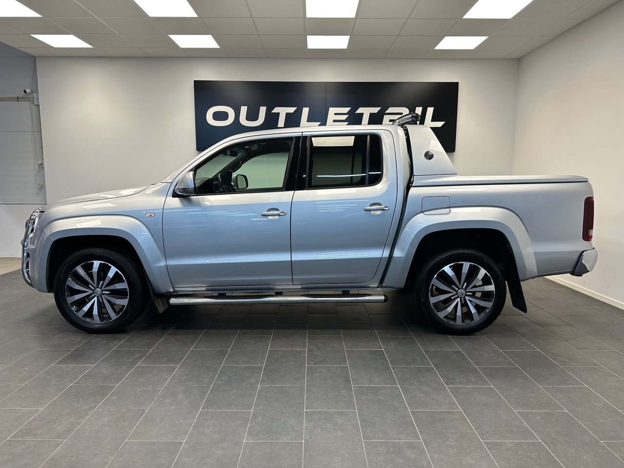 Volkswagen Amarok 2020, bild 2/10