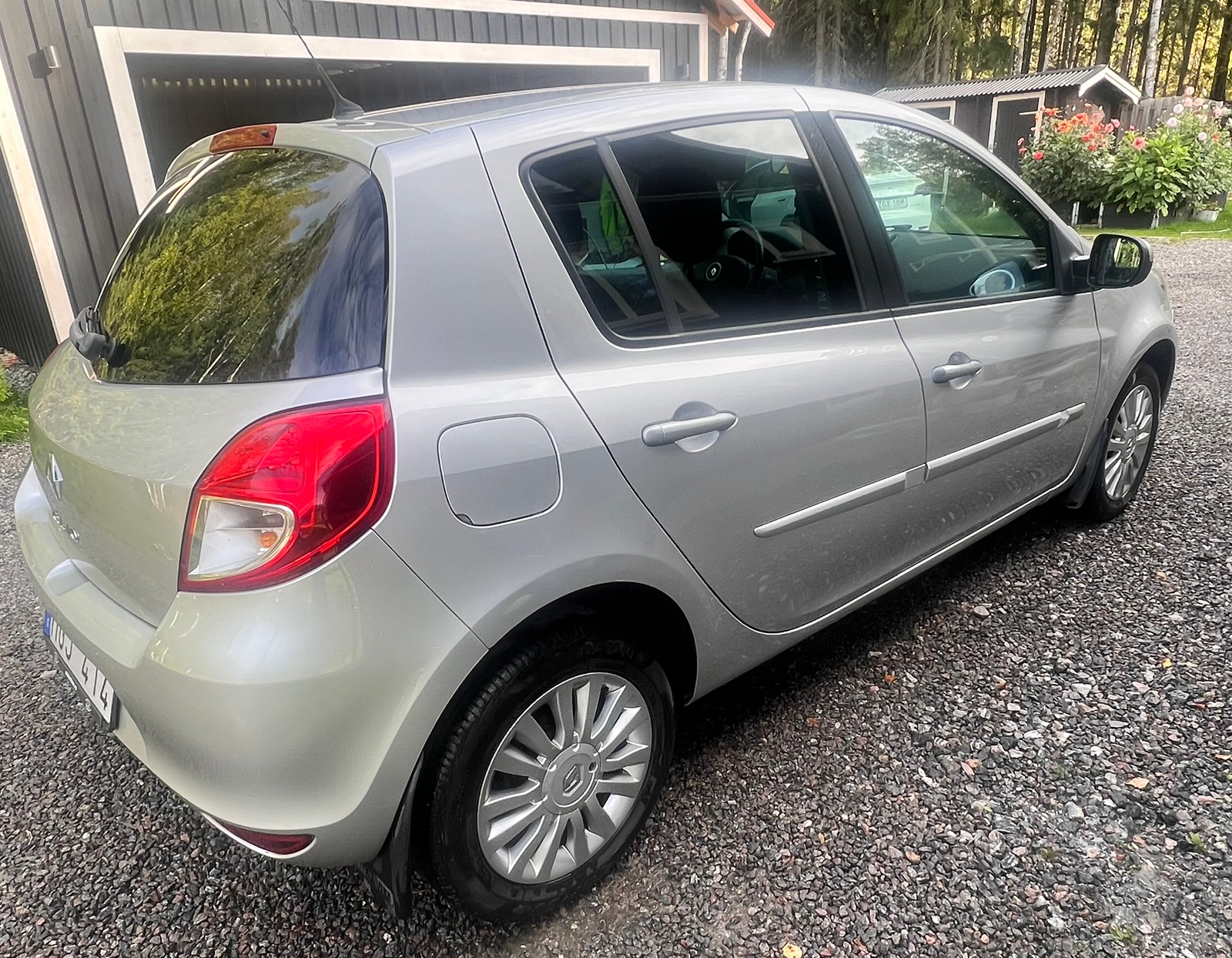 Renault Clio 2012, photo 2/4