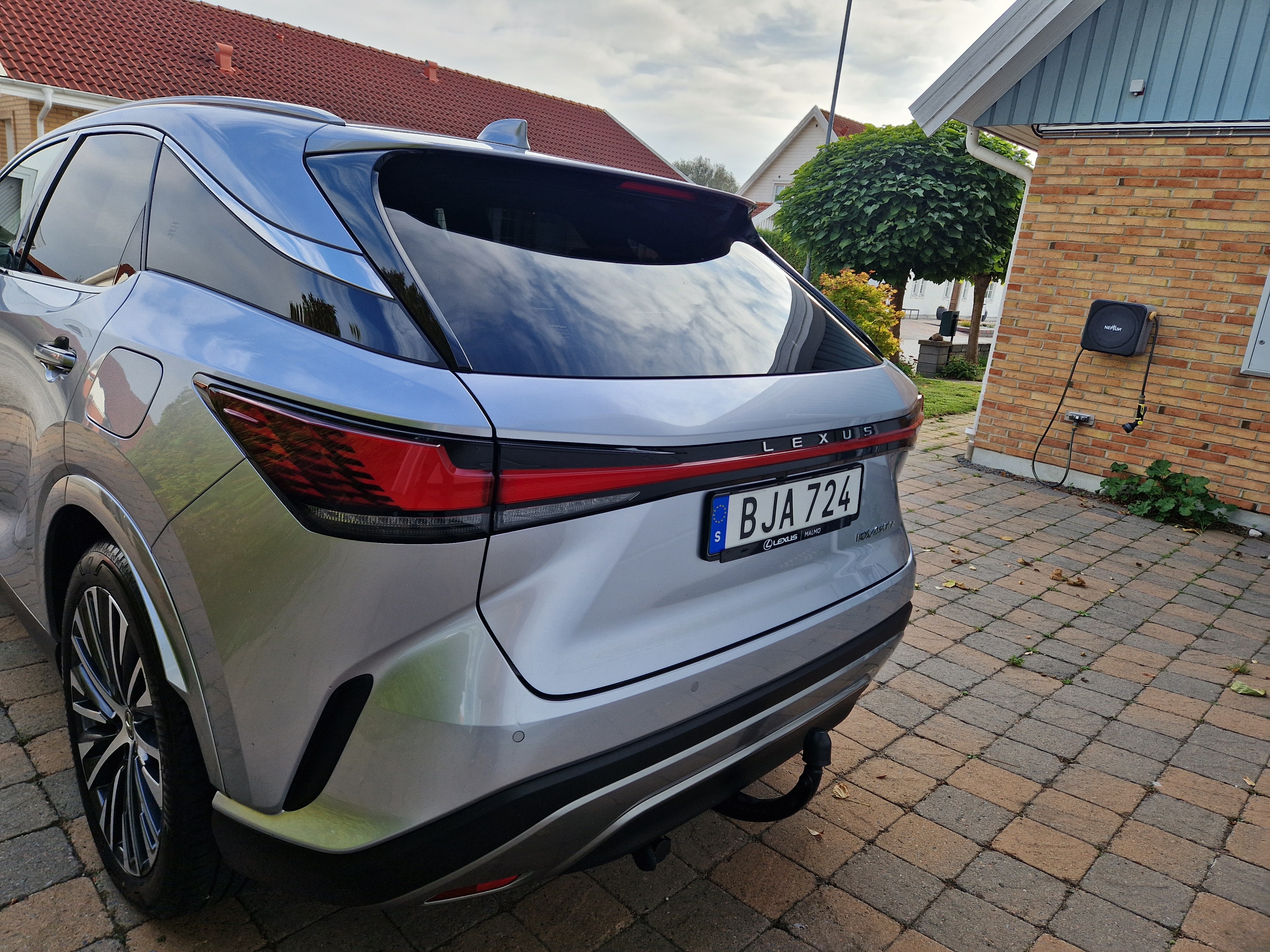Lexus RX 450h+ + E-CVT 2024, bild 6/8
