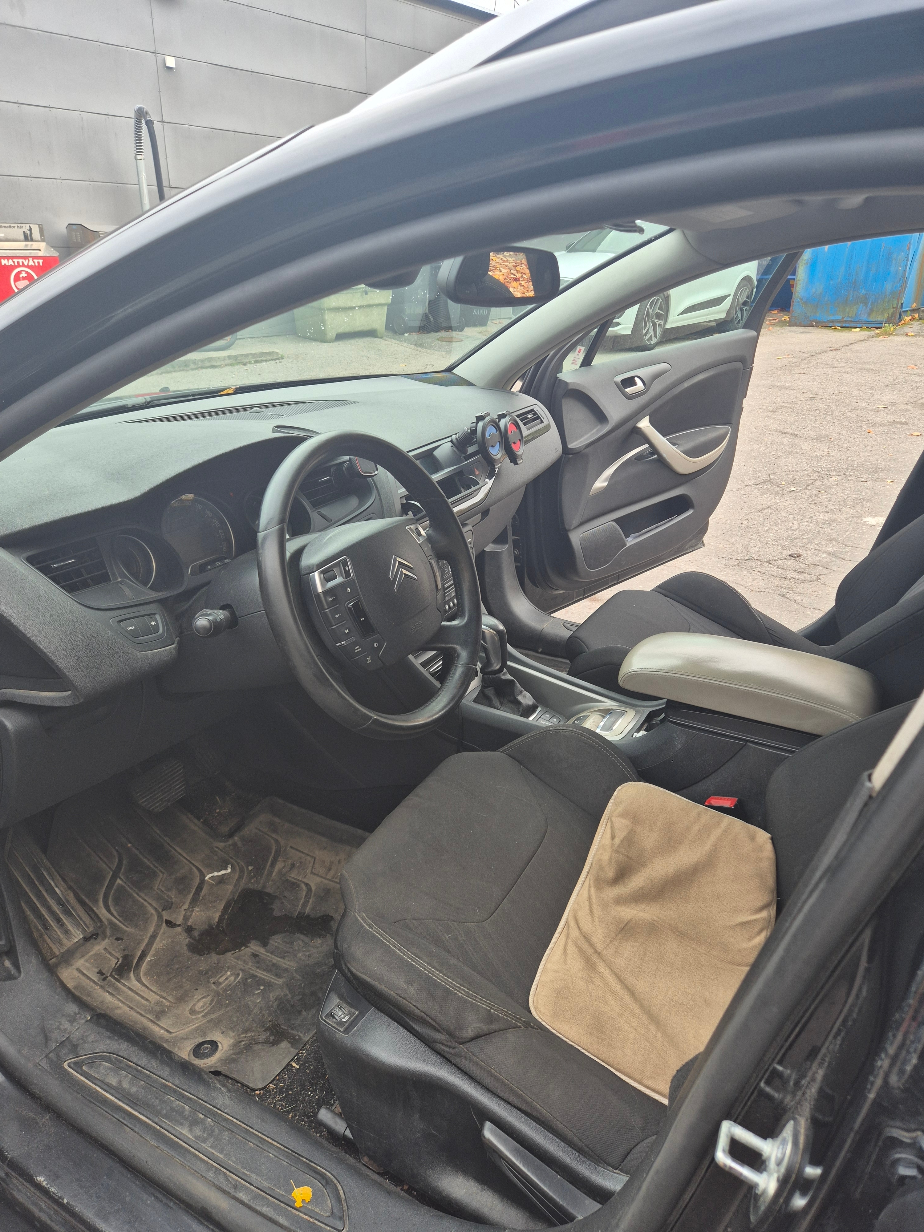 Citroen C5 Tourer 2.0 HDiF Automatisk 2010, bild 7/10