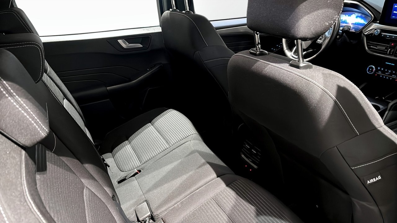 Ford Kuga Titanium PHEV 2024, kuva 5/9