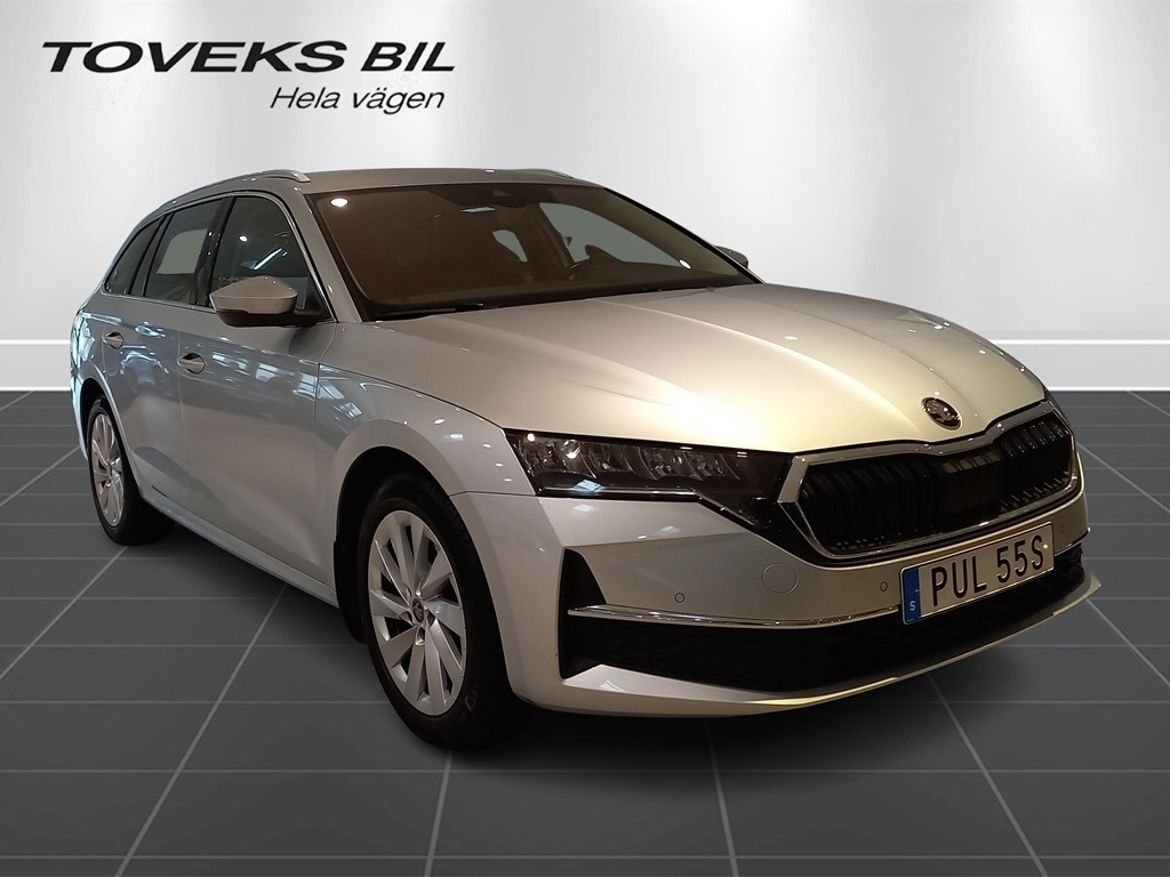 Skoda Octavia drag och parkeringsvärmare 2025, bild 3/10