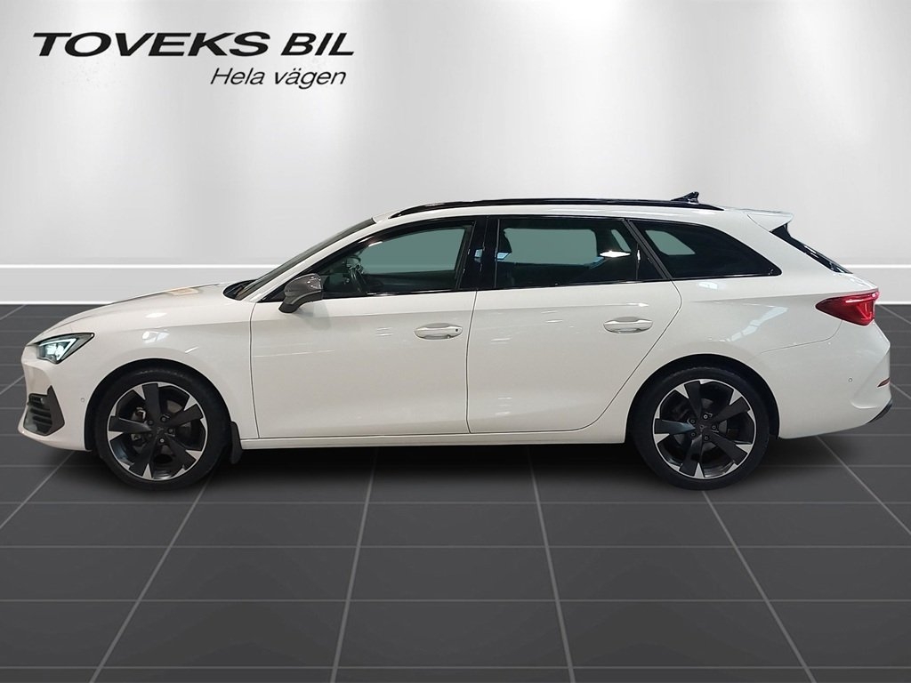 Cupra Leon 150hk - backkamera, dragkrok 2024, bild 4/10